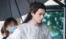 龚俊热巴最新爆料,甜蜜互动引粉丝热议，幕后故事揭秘！”