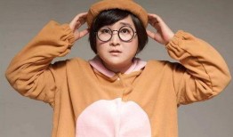 女主娱乐圈吃瓜被读心,女主吃瓜成谜，读心技能意外曝光