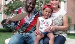 黑人爆料结婚女孩视频,揭秘结婚女孩视频背后的惊人真相